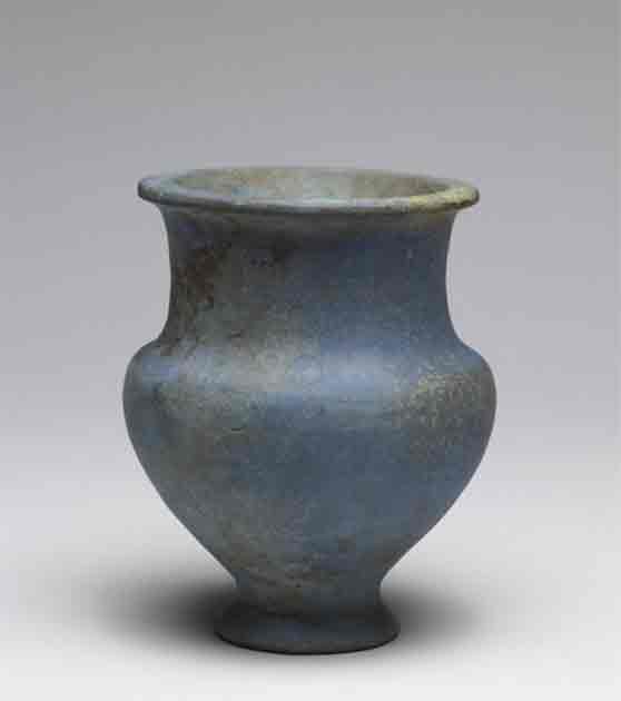 埃及蓝的千年传奇：从古墓壁画到现代科技
