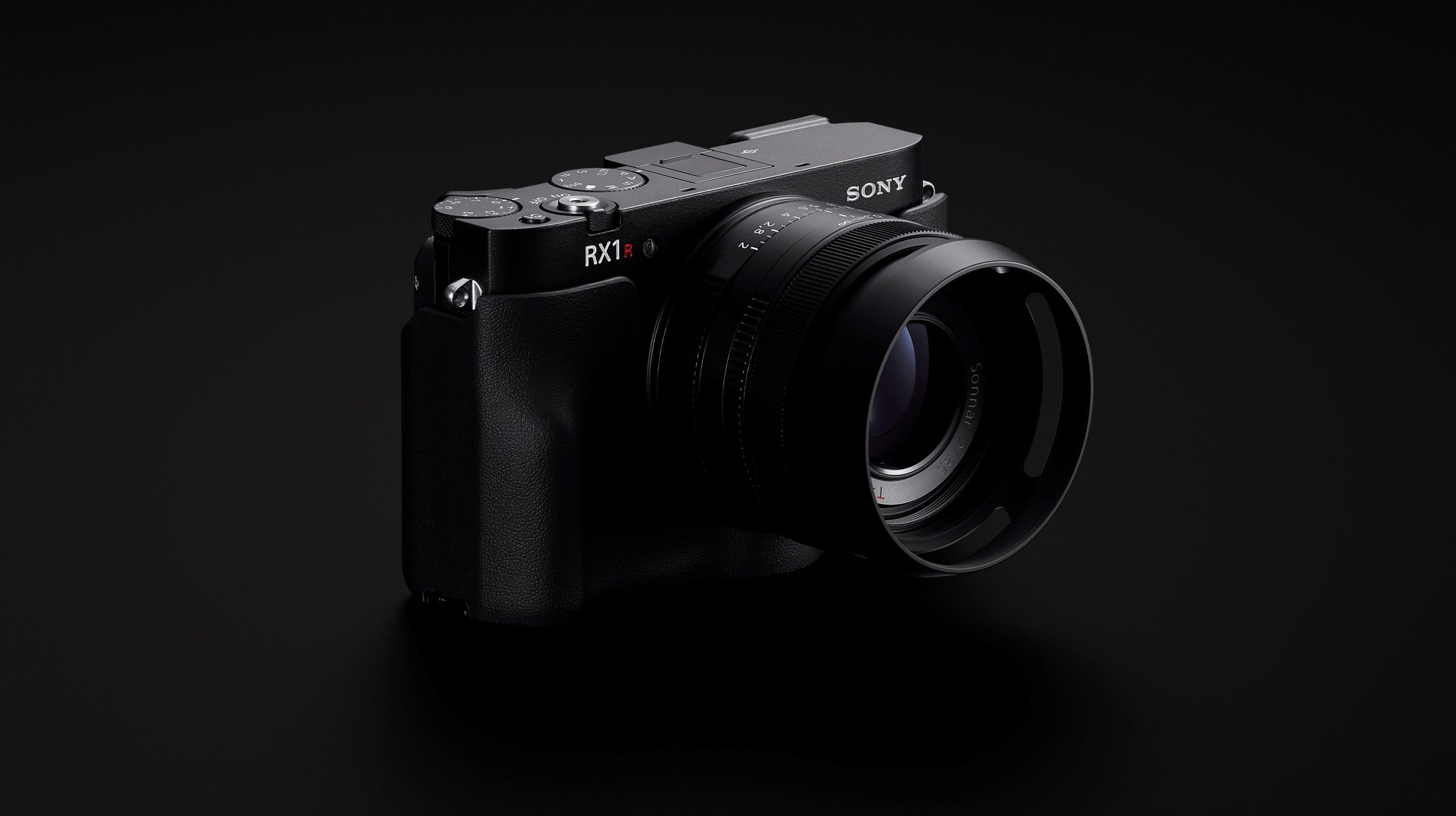 Sony发布便携全画幅旗舰RX1R III