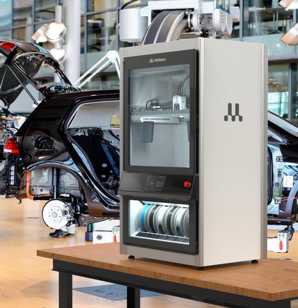 UltiMaker发布工业级3D打印机Factor 4 Plus：主打国防制造