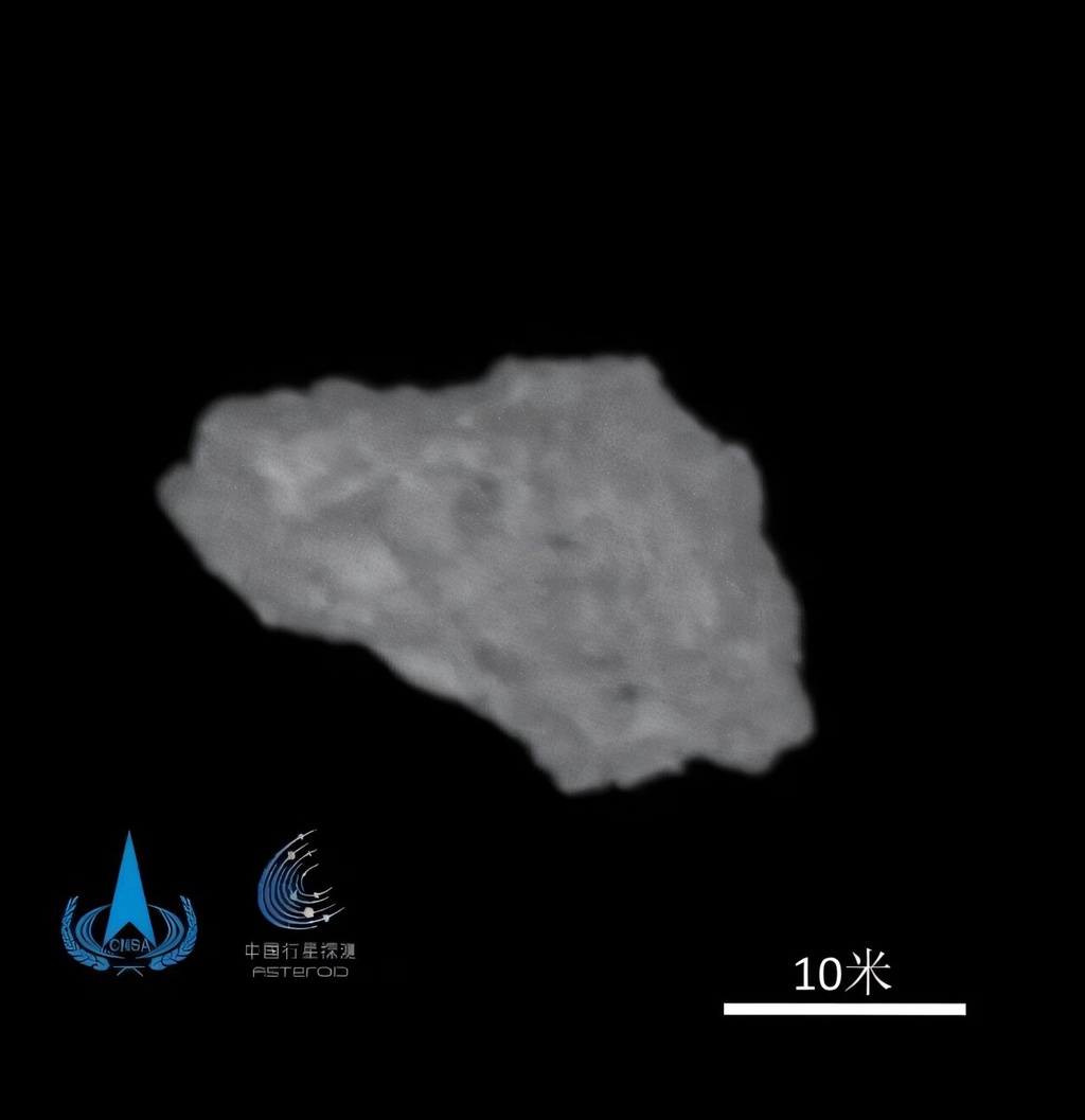 天问二号探测器飞行10亿公里追上小行星，即将采样返回